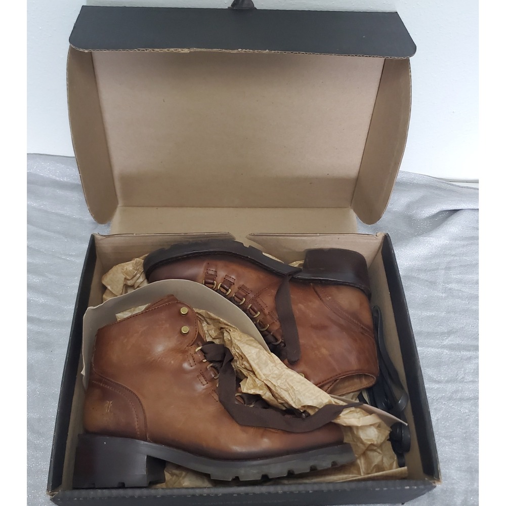 FRYE Alta Hiker Boot Cognac Leather Lace Up Chunky Heel Ankle W7
Utility NIB NEW - Picture 2 of 12